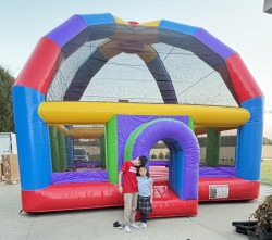 IMG 9661 1763083781 XL DOME BOUNCE HOUSE 20 x 20